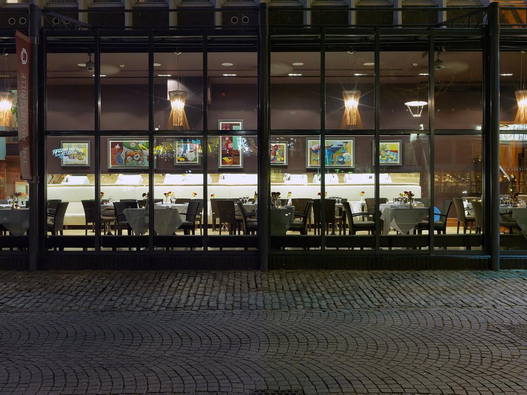 Hotel The 4*