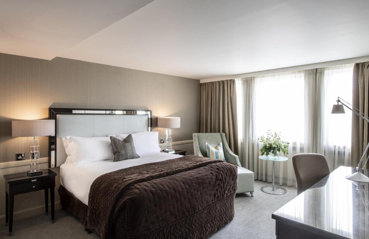 Hotel The 4*