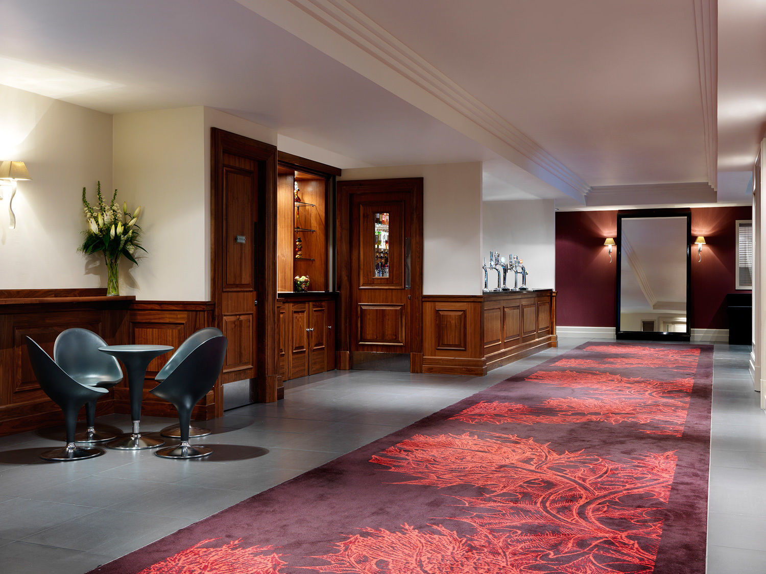 The Hotel Bristol